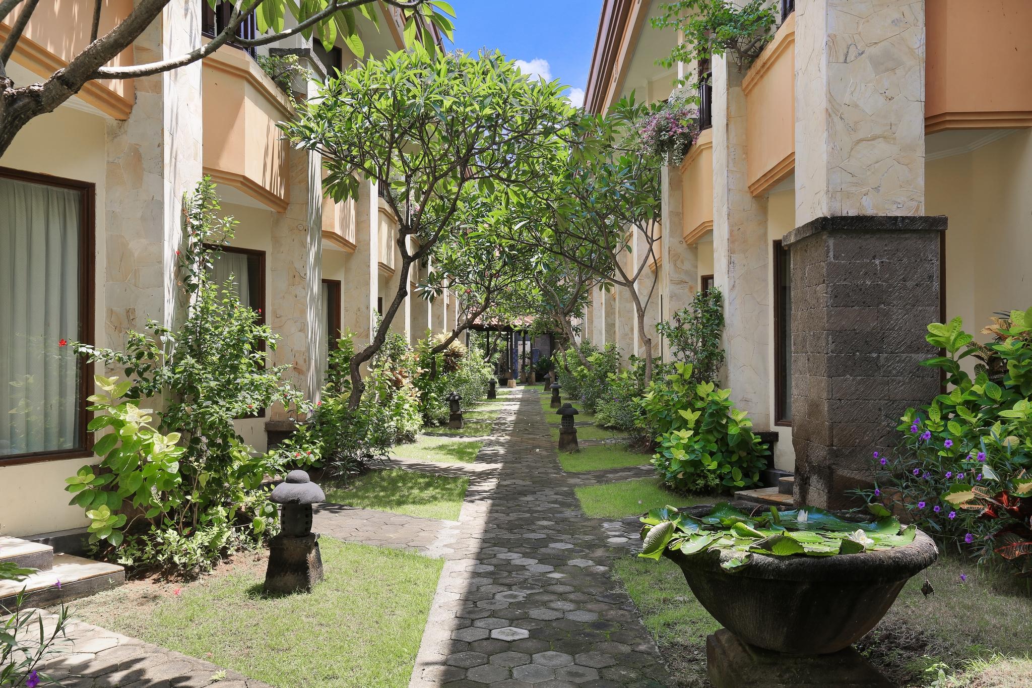 Pelangi Bali Hotel&spa Hotel 4*