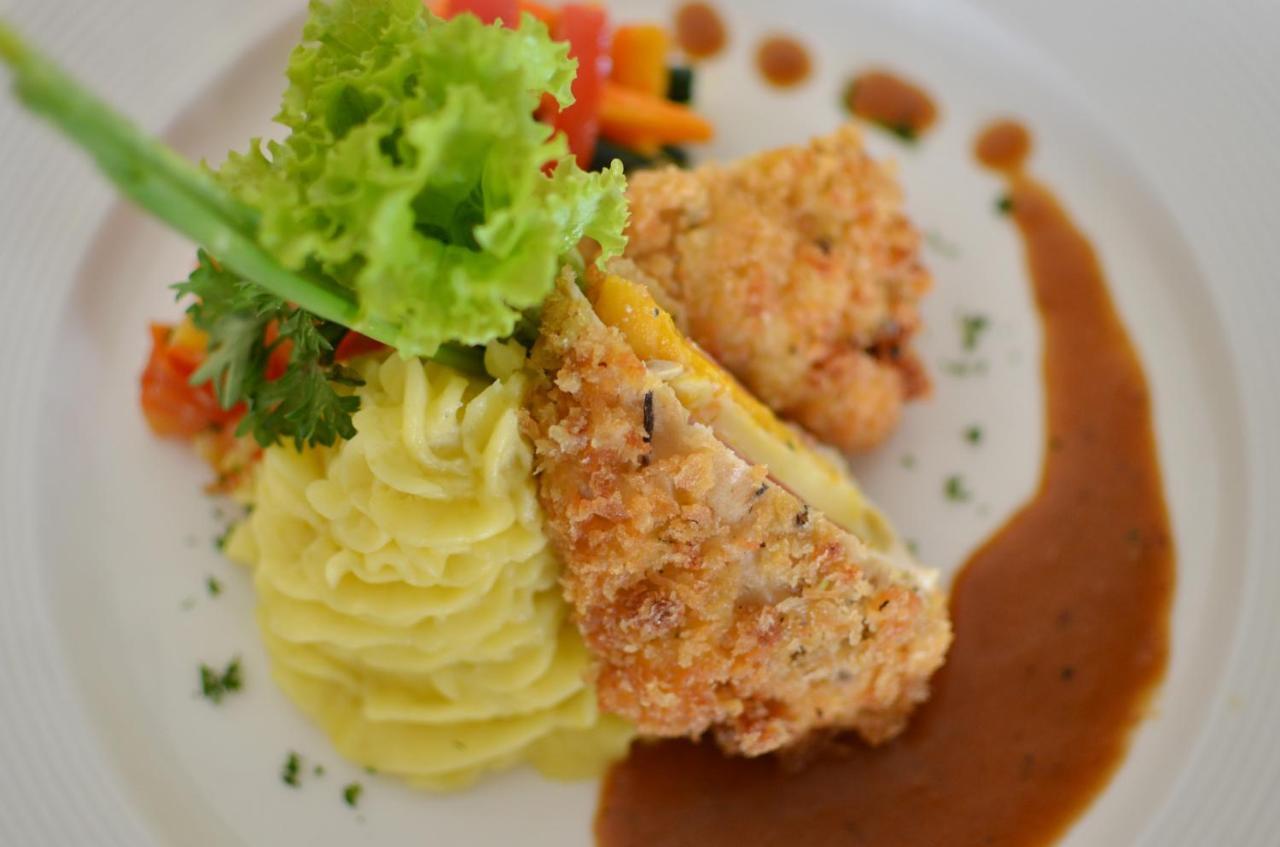 Pelangi Bali Hotel&spa Hotel 4*